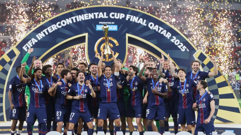 祝前阿森纳前锋拉希姆·斯特林生日快乐，他今天31岁了！（前阿森纳前锋拉希姆·斯特林迎来31岁生日，送上祝福！）