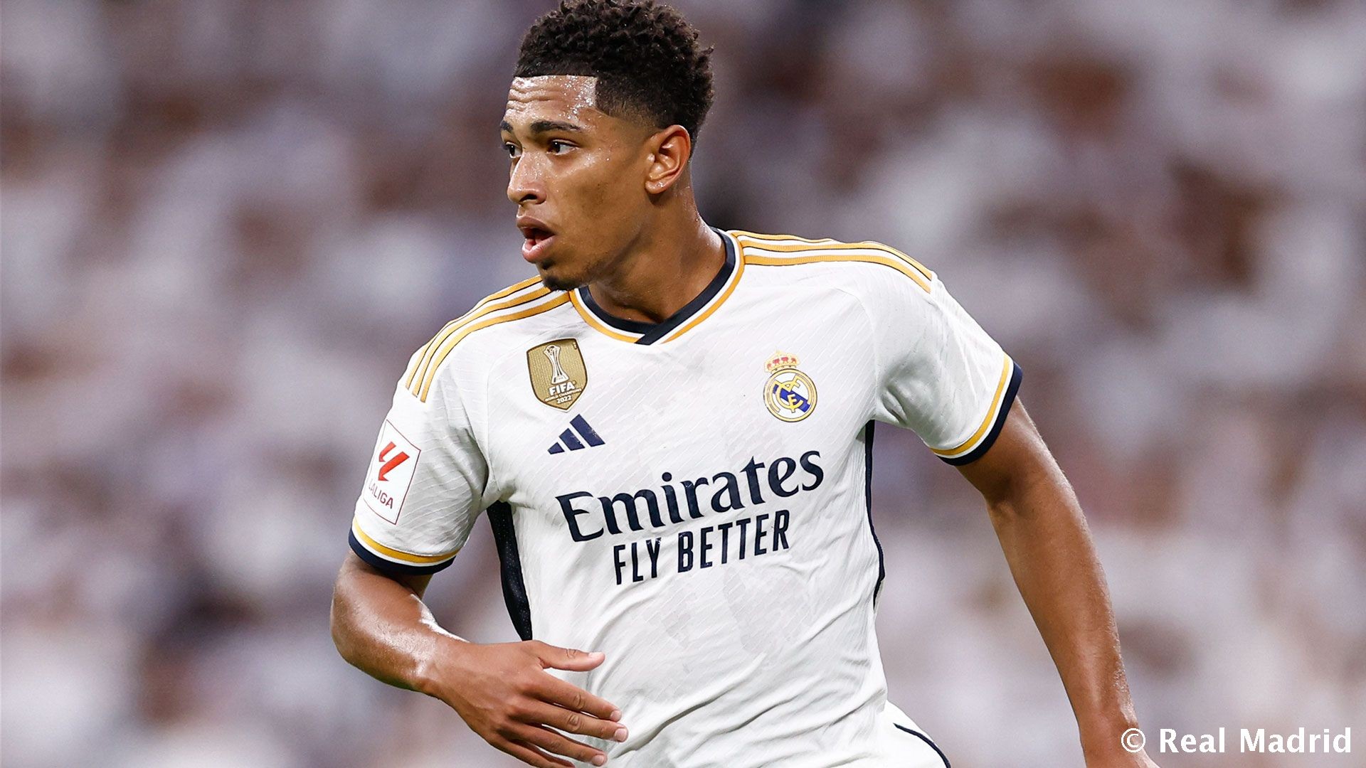 米兰官方欢迎里贝里造访米兰内洛，并发布其与迈尼昂合影（米兰官宣：里贝里到访米兰内洛，与迈尼昂合影曝光）