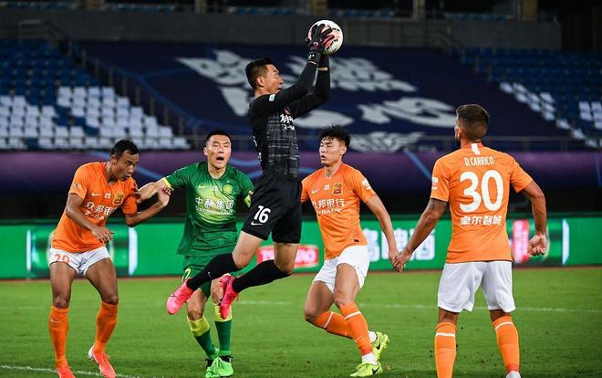 高难度跑酷挑战，最后一个惊艳全场（终极跑酷挑战，压轴一跳震撼全场）