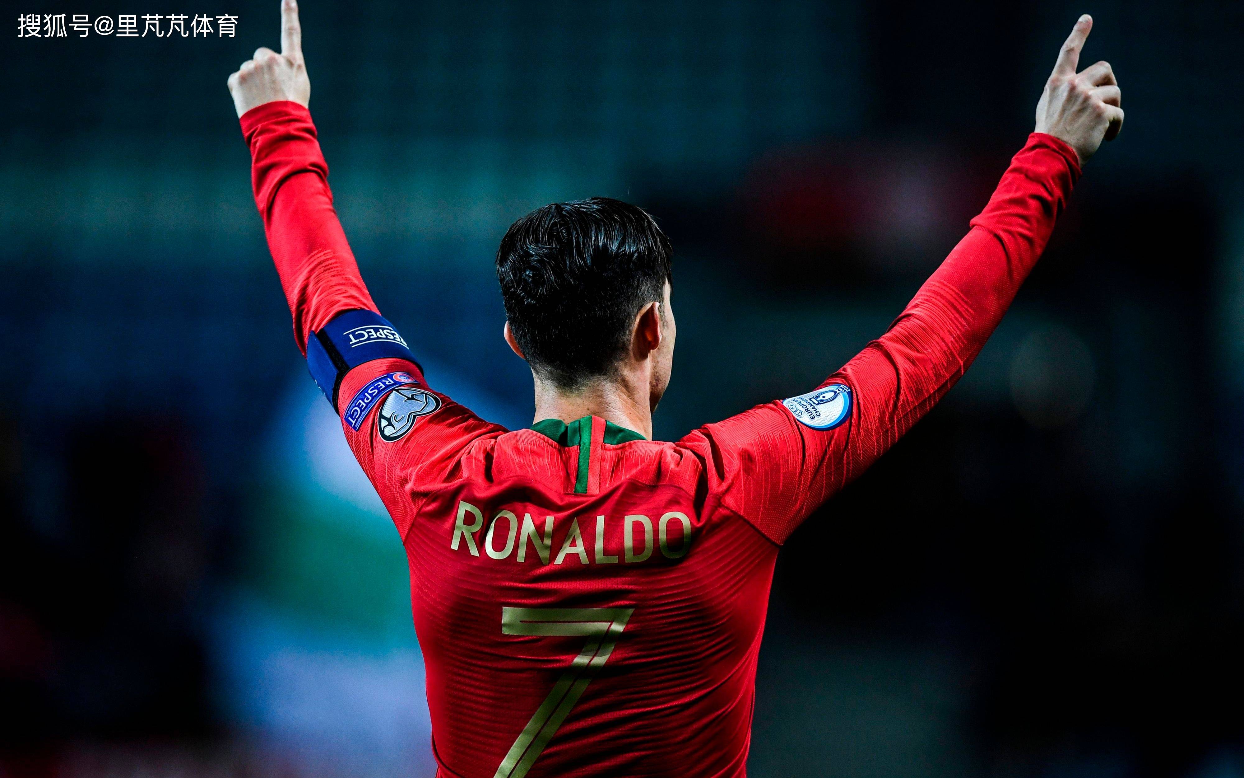 欧冠前瞻：国米本赛季强强战不利，利物浦深陷萨拉赫争议（欧冠展望：国米硬仗表现不佳，利物浦陷入萨拉赫风波）