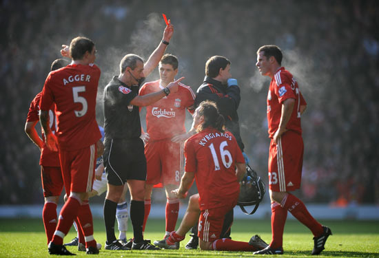 雄鹿内线统治令对手无解（雄鹿禁区碾压 对手无计可施）