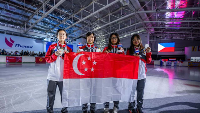 英媒：如果斯洛特下课，利物浦可能让杰拉德担任临时主帅（英媒：若斯洛特遭解雇，利物浦或请杰拉德担任代理主帅）