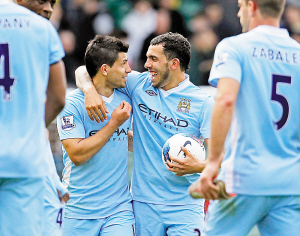 球队在对方主场打出统治级表现（球队客场上演统治级发挥）