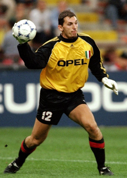 罗尔费斯：瓜帅深刻影响了欧洲众多俱乐部，怎么称赞都不为过（罗尔费斯：瓜迪奥拉对欧洲诸多俱乐部影响深远，怎么夸都不过分）