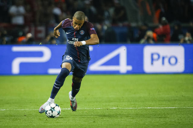 埃基蒂克：安菲尔德的氛围太棒了；我来到这里就是为了赢（埃基蒂克：安菲尔德氛围震撼人心，我来这儿只为胜利）