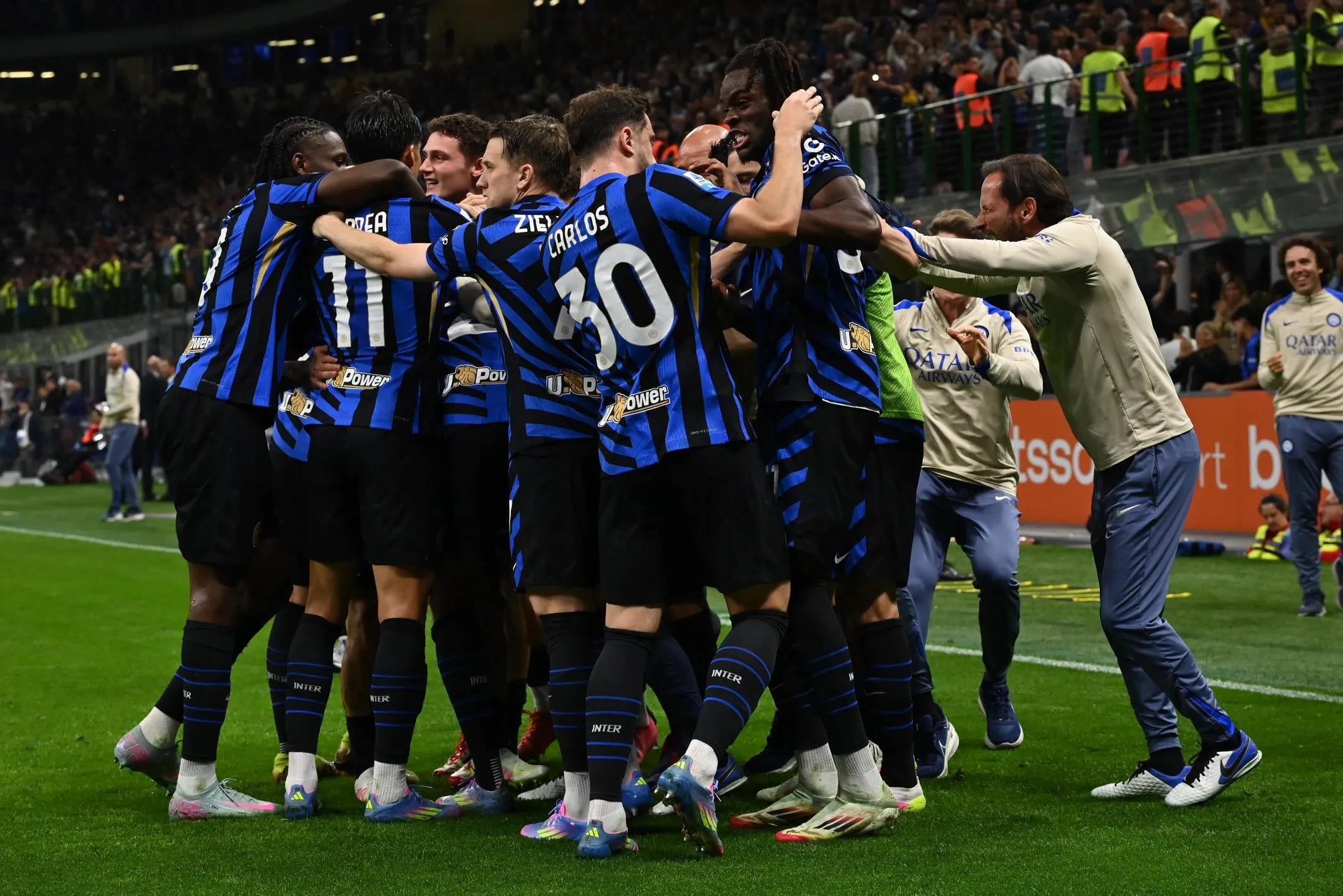 尼日利亚非洲杯大名单：奥斯梅恩领衔，卢克曼、伊沃比在列（尼日利亚公布非洲杯阵容：奥斯梅恩压阵，卢克曼、伊沃比入选）